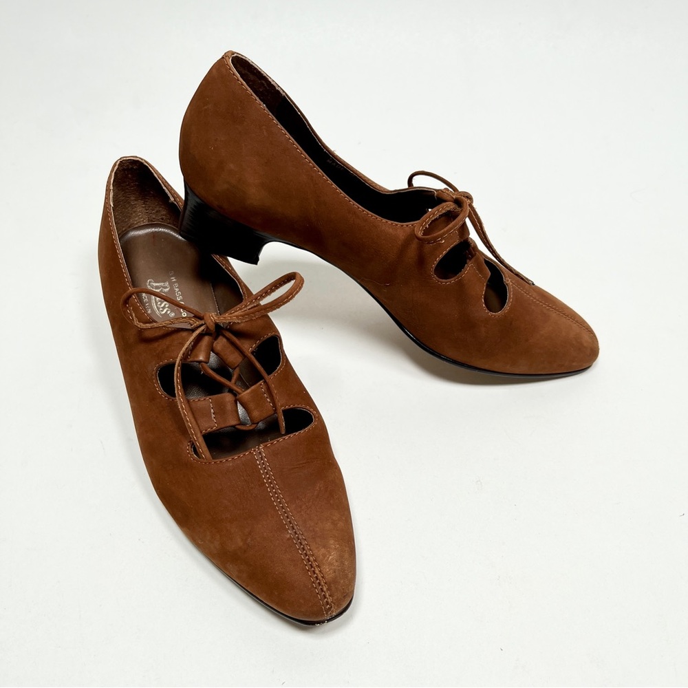 VTG G.H.Bass Victorian style heels
